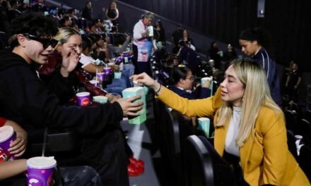 UNA TARDE DE CINE PARA LA NIÑEZ TIJUANENSE: MÁS DE MIL SONRISAS GRACIAS A LA ALIANZA ENTRE EL AYUNTAMIENTO Y FUNDACIÓN CINÉPOLIS